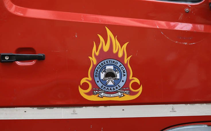 Θεσσαλονίκη: Φωτιά σε γραφεία εταιρείας – Απεγκλωβίστηκε 32χρονη γυναίκα