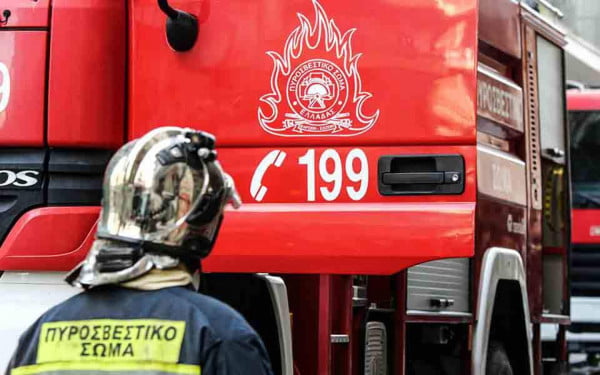 Κιλκίς: Στις φλόγες τουριστικό λεωφορείο στο Πολύκαστρο