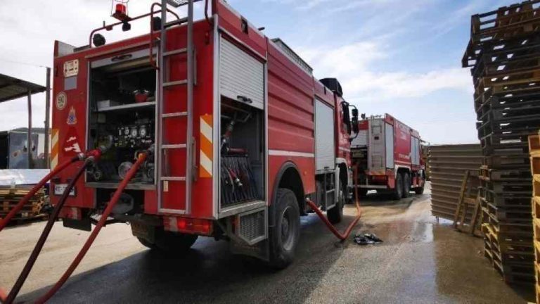 Πυρκαγιά σε εστιατόριο στο Π. Φάληρο – Προκλήθηκαν υλικές ζημιές