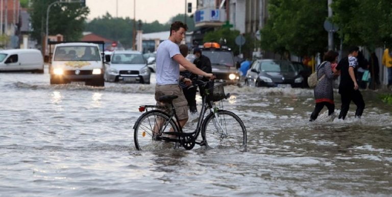 Ρεκόρ βροχών από το 1930 έσπασε ο Μάιος-Μέσα σε μία ημέρα, η Θεσσαλονίκη δέχθηκε 72 χιλιοστά νερού