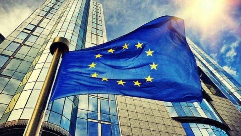Ευρωπαϊκή Επιτροπή: Ξεκινά νέα συζήτηση για τους δημοσιονομικούς κανόνες