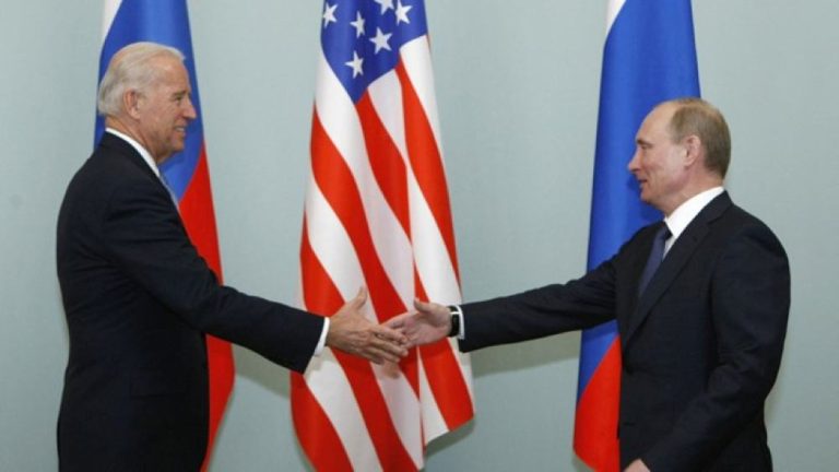 “Κλείδωσε” η συνάντηση Μπάιντεν-Πούτιν – Τι ανακοίνωσαν Λευκός Οίκος και Κρεμλίνο