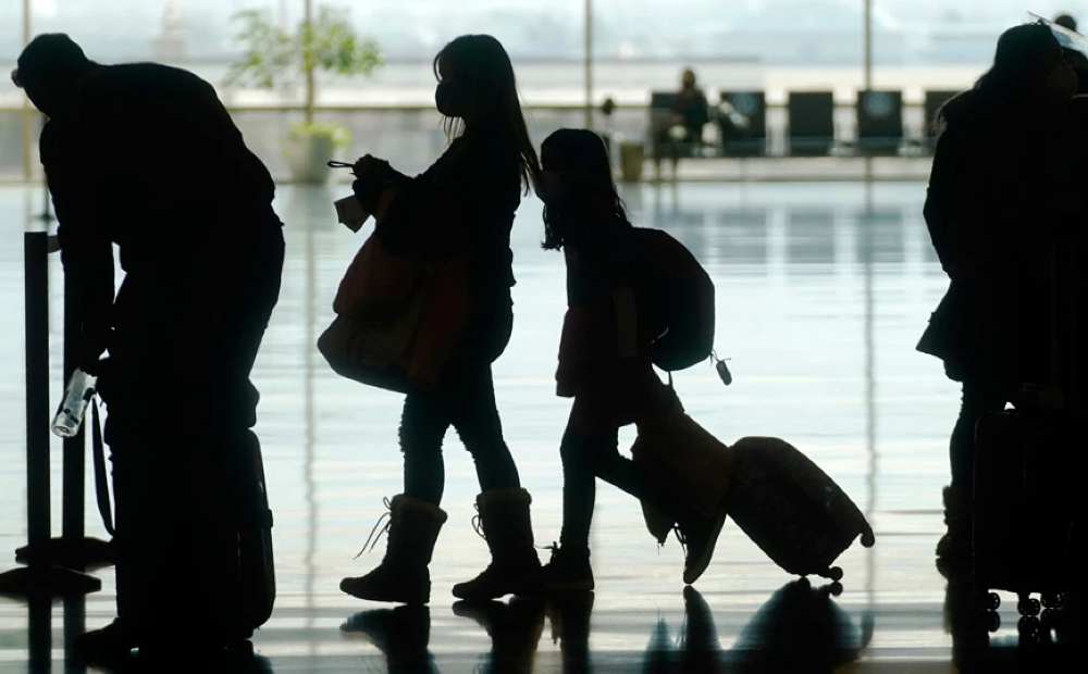 Airbnb: Με προκρατήσεις δουλεύουν οι τουρίστες – Πού κυμαίνονται οι τιμές