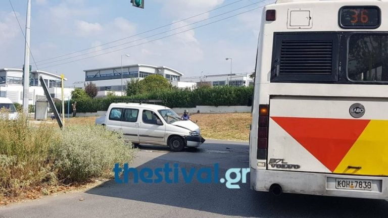 Καραμπόλα τριών οχημάτων με λεωφορείο στη Θεσσαλονίκη – 10 τραυματίες