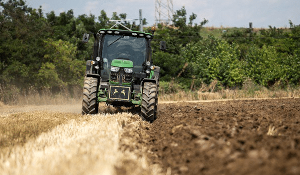 ΙΟΒΕ: 830 εκατ. ευρώ στο ΑΕΠ από τον εκσυγχρονισμό των αγροτικών μηχανημάτων