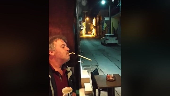 Γιάννης Φραγκάλας : Τι λέει ο καπνιστής από το Ροδόλιβος Σερρών για την «πατέντα» του