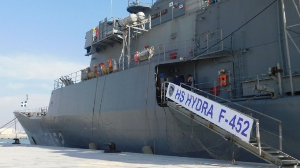 Απέπλευσε από τη Σαλαμίνα με προορισμό τα Ηνωμένα Αραβικά Εμιράτα η φρεγάτα «Ύδρα»