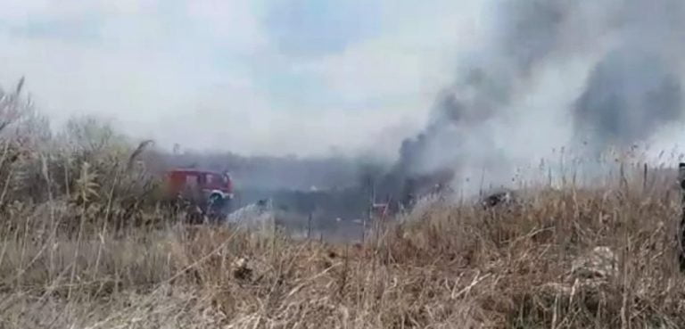 Κούλουμα στο καθήκον οι πυροσβέστες!Φωτιά στον δρόμο Σέρρες -Σκούταρι(video)