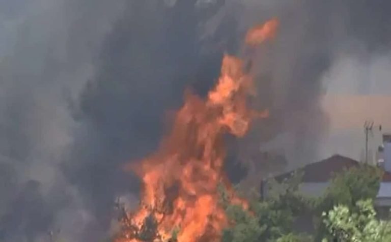 Αττική: Σοβαρές καταγγελίες για έκρηξη σε γκαζάκια πριν από την πυρκαγιά στη Σταμάτα