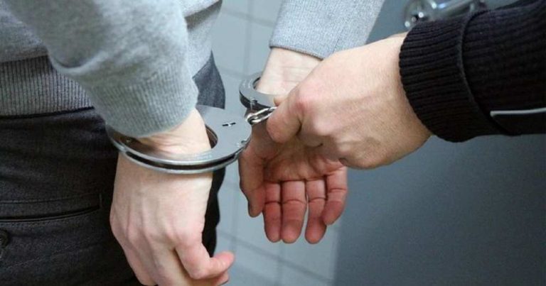 Συνελήφθη 49χρονος που κατηγορείται για βιασμό 60χρονης