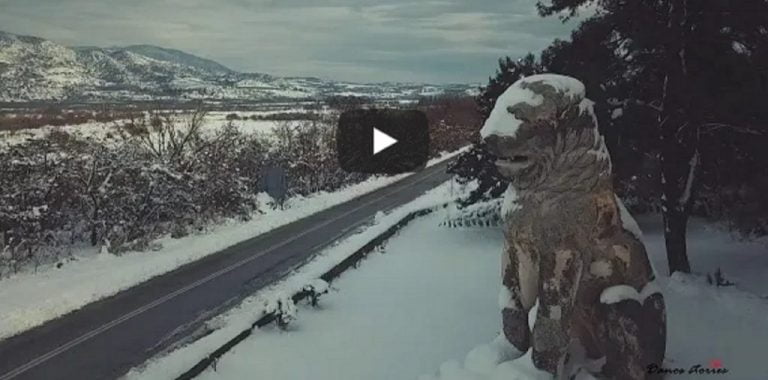 Σέρρες : Δείτε από ψηλά τον χιονισμένο Λέοντα της Αμφίπολης!(video)
