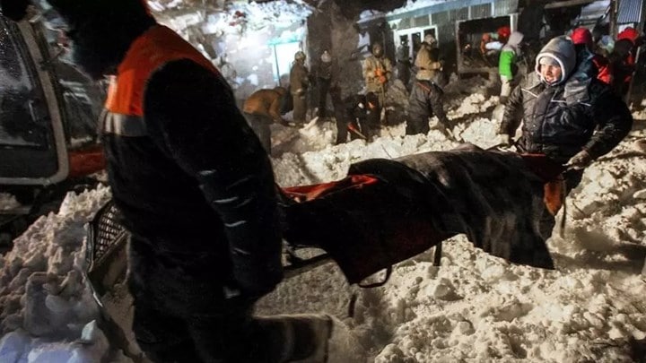 Τραγωδία στη Ρωσία: Τρεις νεκροί από χιονοστιβάδα σε χιονοδρομικό κέντρο (video)