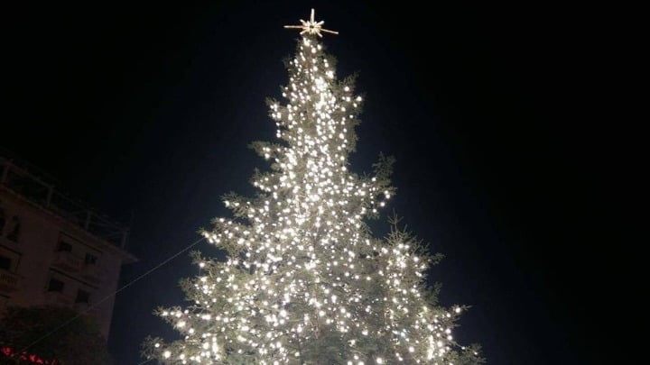 Θεσσαλονίκη: “Η πόλη ετοιμάζεται να μπει ξανά στο μαγικό χάρτη των Χριστουγέννων”