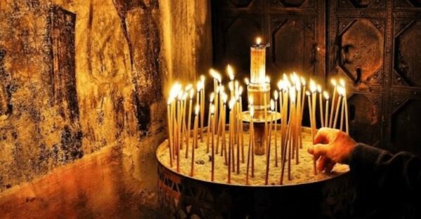 Ψυχοσάββατο Πεντηκοστής: Το Σάββατο του Ρουσαλιού να πάει, να μην γυρίσει