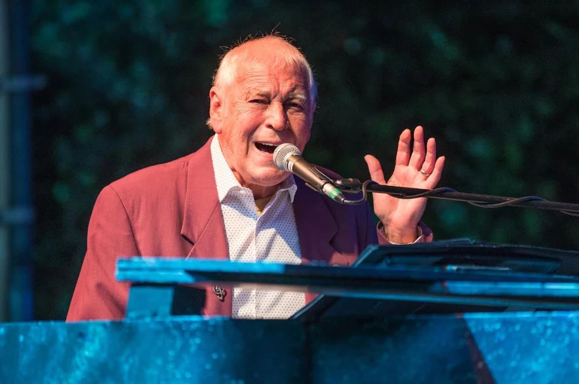 Πέθανε ο Gary Brooker, ιδρυτής των Procol Harum (video)