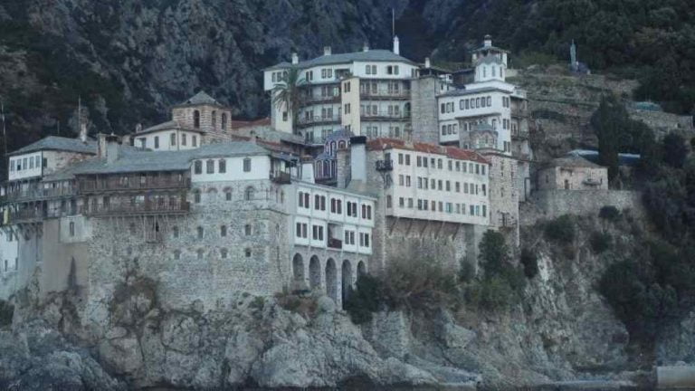 Άγιον Όρος: Φωτιά σε κελί της Ιεράς Μονής Χιλανδαρίου