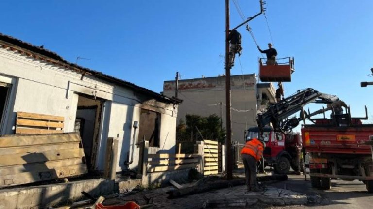 Θεσσαλονίκη: Απανθρακώθηκαν μητέρα και τα δύο ανήλικα παιδιά της – Σοκαρισμένοι οι γείτονες