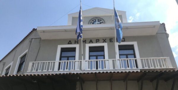 Ο Δήμος Σερρών στηρίζει τους ευπαθείς Δημότες για τις εορτές των Χριστουγέννων – Διανομή διατακτικών