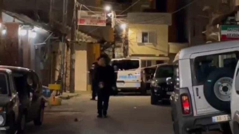 Επίθεση με εκρηκτικά στο σπίτι του προέδρου της αλβανικής ομοσπονδίας