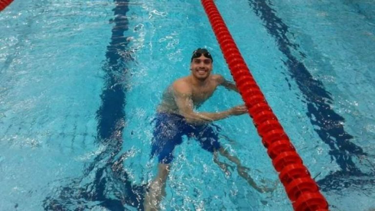 Κολύμβηση: Πανελλήνιο ρεκόρ από τον Βαζαίο στη Σουηδία