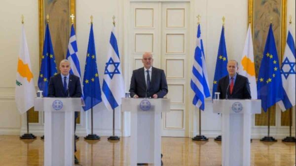 Νίκος Δένδιας