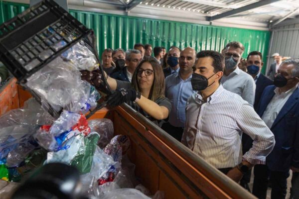 Κώστας Σκρέκας: Τήλος, το ελληνικό νησί με το μεγαλύτερο ποσοστό ανακύκλωσης στον κόσμο
