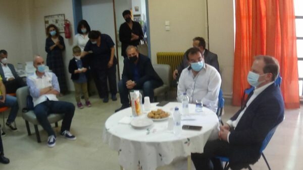 Επίσκεψη Κώστα Καραμανλή στο Κέντρο Υγείας Σιδηροκάστρου