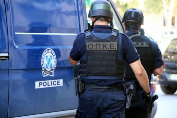 Πυροβολισμοί στη Θεσσαλονίκη: Άνδρας άνοιξε πυρ μπροστά στα παιδιά του