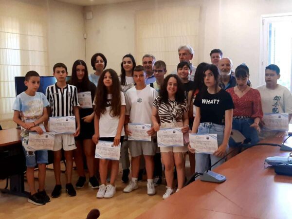 Ηράκλεια Σερρών: Βράβευση μαθητών της Α’ Γυμνασίου από τον Δήμαρχο Ηράκλειας