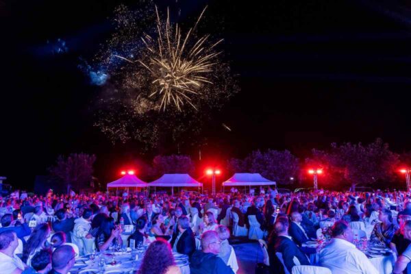 Παραλία Οφρυνίου: Το μεγάλο καλοκαιρινό event της Kourtidis Group