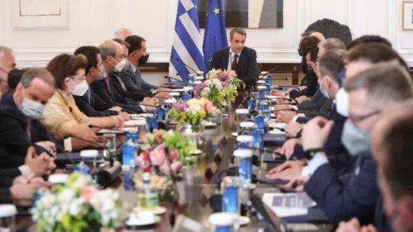 Σήμερα ανακοινώνεται η νέα αυξημένη επιδότηση στα καύσιμα- Περισσότεροι οι δικαιούχοι