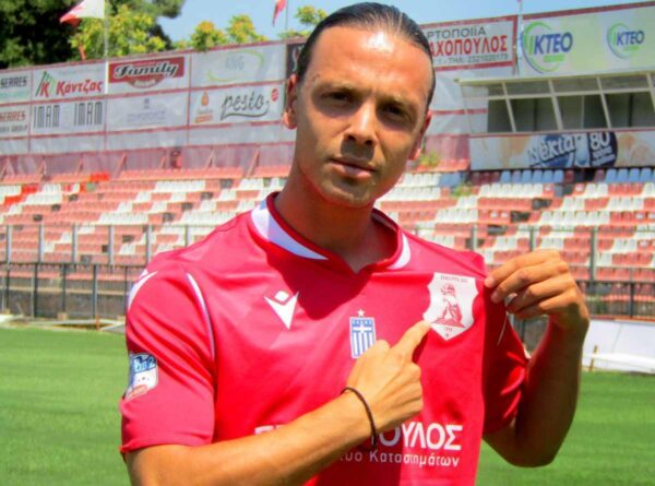 Στον Πανσερραϊκό ο Άγγελος Οικονόμου