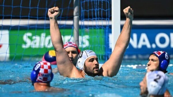 Κορυφαίος φουνταριστός του τουρνουά ο Κάκαρης