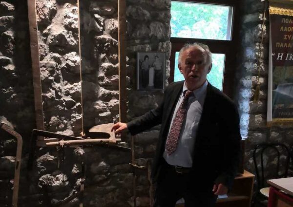 Τρίκαλα: Πώς ένας διεθνώς καταξιωμένος επιστήμονας προσπαθεί να δώσει πνοή στο χωριό του