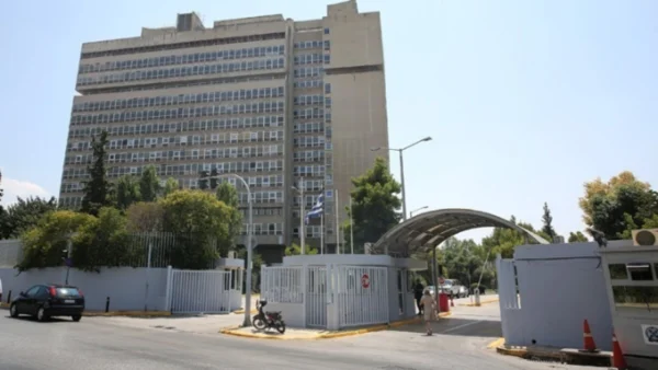 ΠΝΠ για τις αλλαγές στην ΕΥΠ - Τελική έγκριση για παρακολούθηση επικοινωνιών από τον εισαγγελέα Εφετών