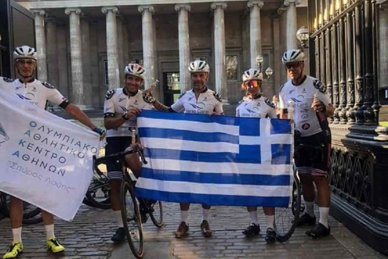 Βρετανία – Ελλάδα σε δύο ρόδες για την επιστροφή των Γλυπτών του Παρθενώνα