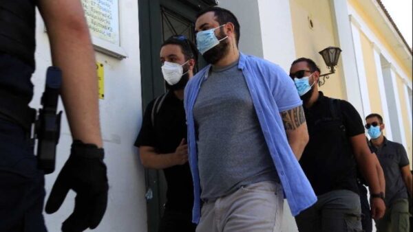 Εισβολή στο Εφετείο: Η σχέση του πρώην παίκτη ριάλιτι με ιστοσελίδες escort