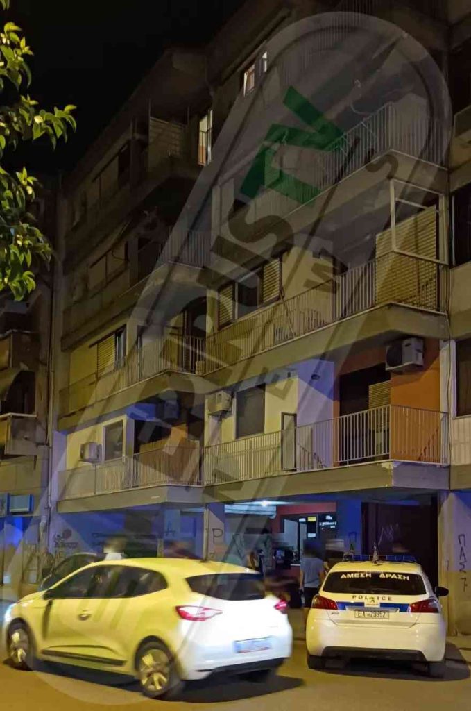 Ιωάννινα: Αγωνία για τη 17χρονη που έπεσε από μπαλκόνι 4ου ορόφου 