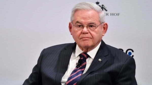 γερουσιαστής Μενέντεζ