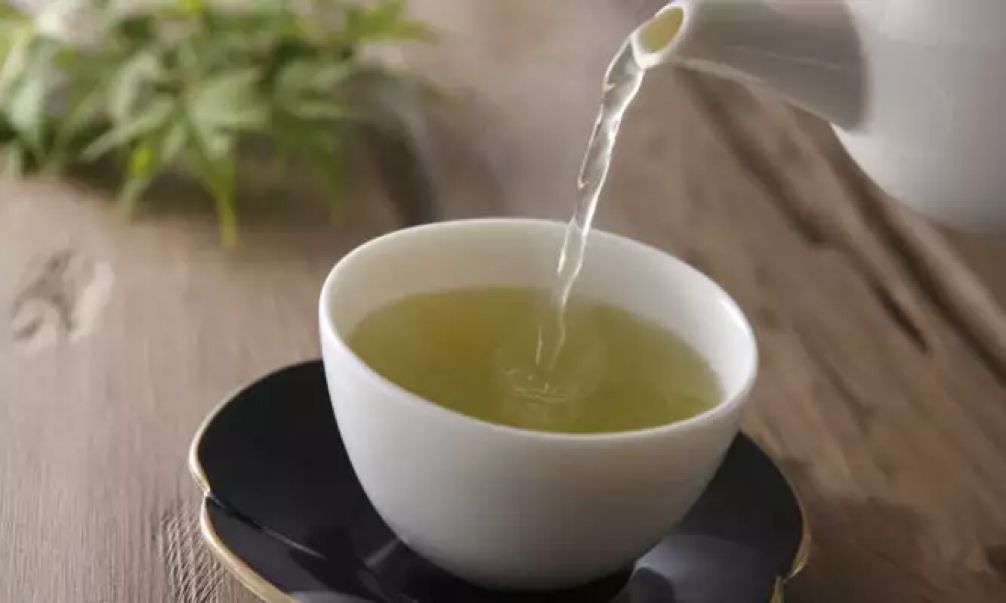 Πράσινο τσάι: Βελτιώνει την υγεία του εντέρου και μειώνει το σάκχαρο στο αίμα 