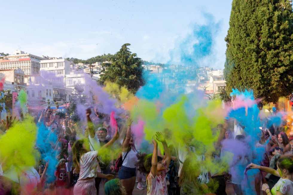Το Φεστιβάλ Χρωμάτων ταξιδεύει στις Σέρρες, στην Serexpo