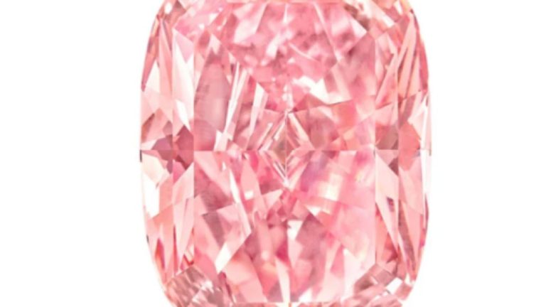 Σπάνιο ροζ διαμάντι 11,15 καρατίων βγαίνει στο «σφυρί» για 21 εκατ. δολάρια
