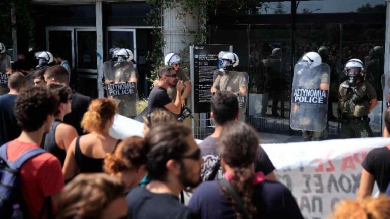ΑΠΘ: Νέα διαμαρτυρία φοιτητών κατά της πανεπιστημιακής αστυνομίας