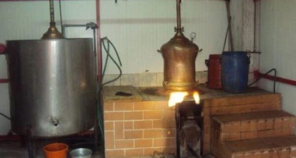 Τσίπουρο: Ανάβουν και φέτος τα καζάνια στον Νομό Σερρών- Χάνεται η ονομασία του- video