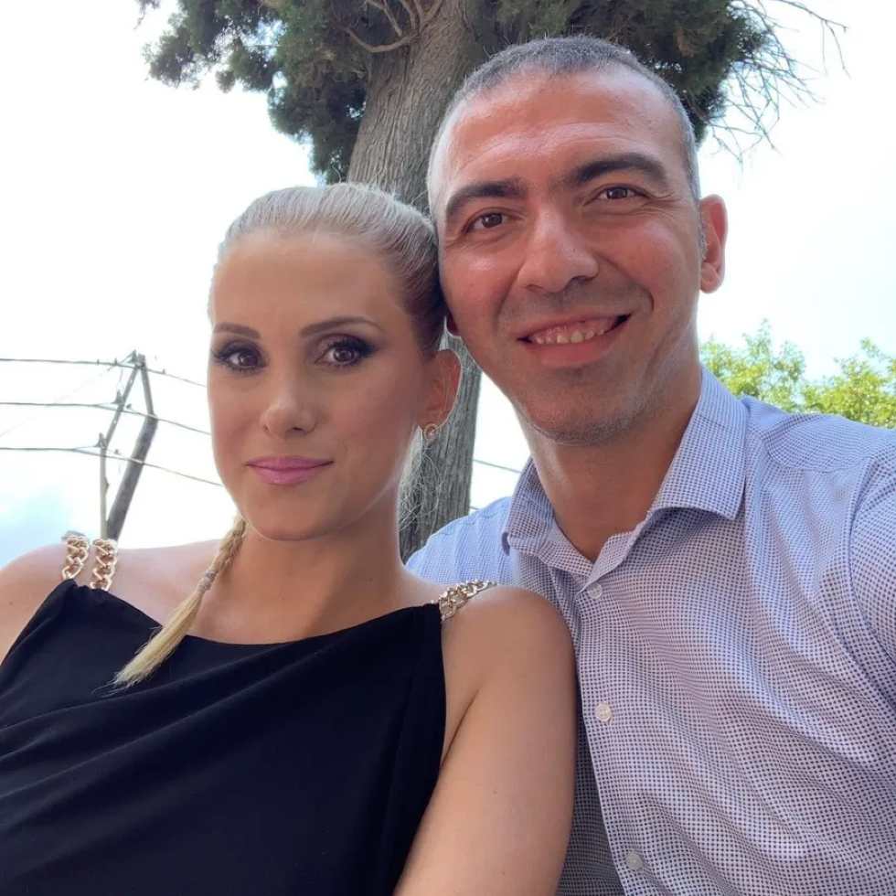 Αλέξανδρος Νικολαΐδης - Δώρα Τσαμπάζη: Ο μεγάλος έρωτας, η οικογένειά τους και ο καρκίνος 