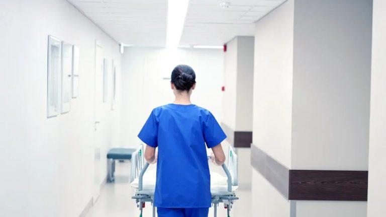 Βρετανία: Νοσηλεύτρια κατηγορείται ότι δηλητηρίασε τουλάχιστον επτά παιδιά με ινσουλίνη