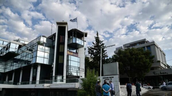 Συνελήφθη ο φερόμενος ως δράστης της εμπρηστικής επίθεσης στα γραφεία της Real News