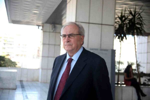 Νίκος Κωνσταντόπουλος