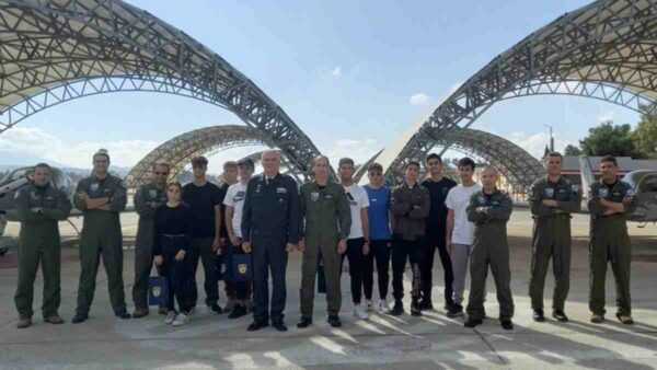 Πτήσεις μαθητών