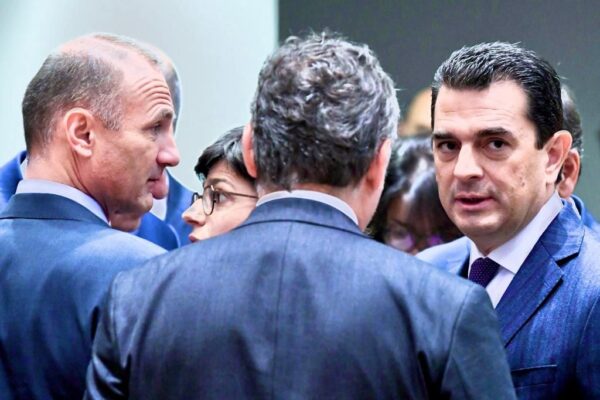 Κώστας Σκρέκας: «Δεν υπάρχει χρόνος, λύση άμεσα με ρεαλιστικό πλαφόν»